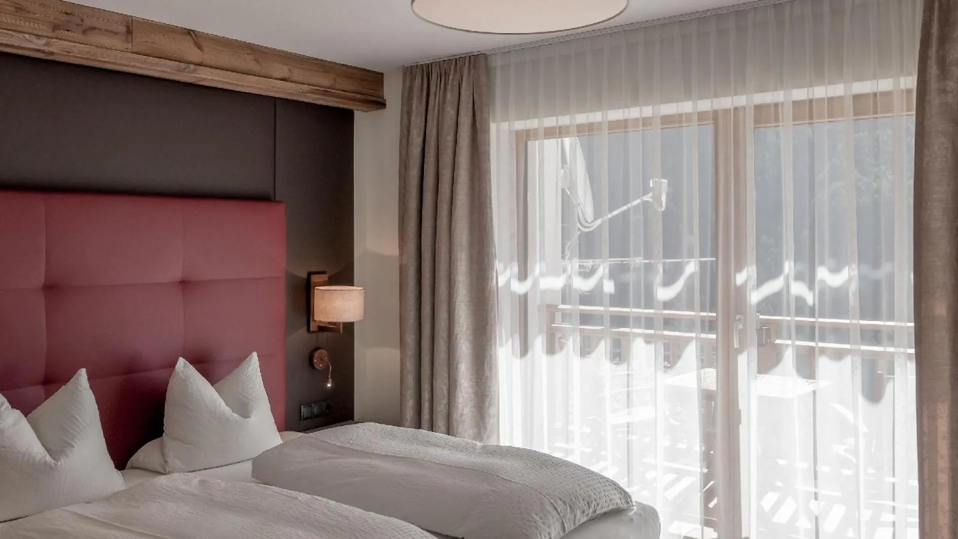 Apartment Ferienwohnung 2 - Direkt An Der Skipiste In Soelden Austria